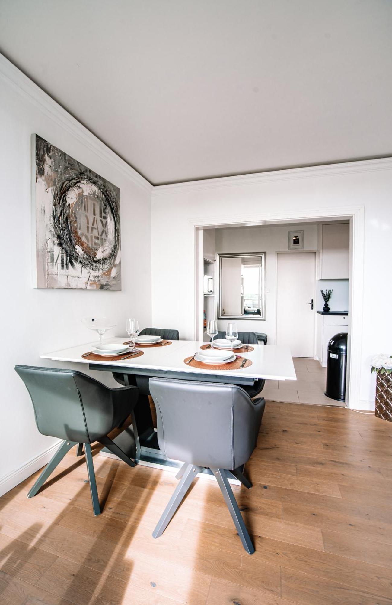 Apartment Am Neuen Teich -Balkon- 4 Personen -Waschmaschine Вольфсбург Экстерьер фото