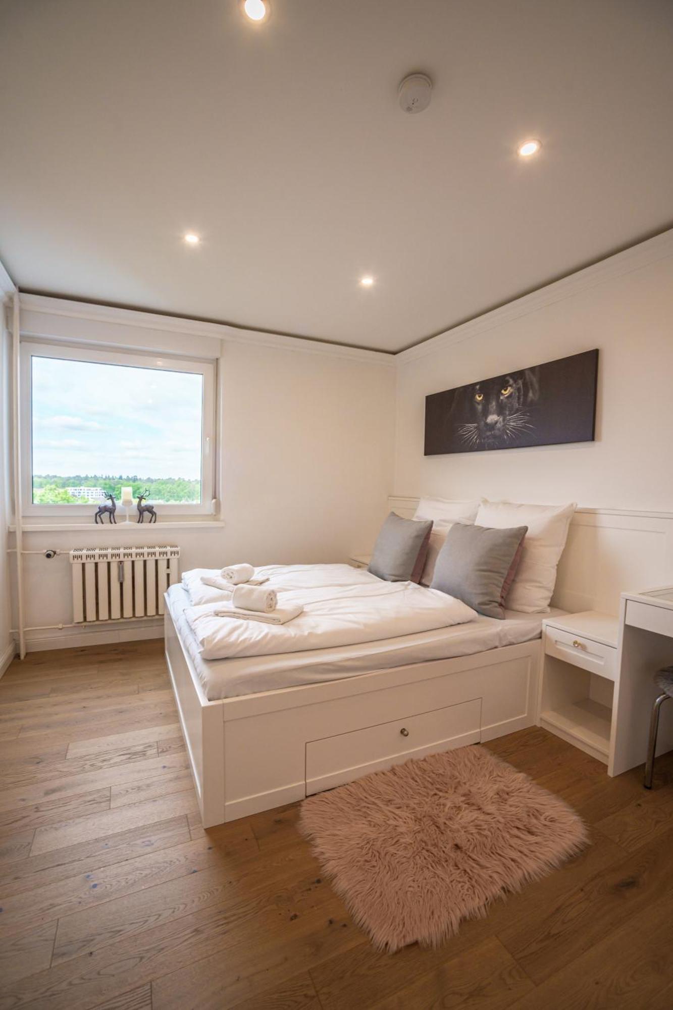 Apartment Am Neuen Teich -Balkon- 4 Personen -Waschmaschine Вольфсбург Экстерьер фото